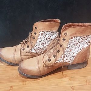 Steve madden boots